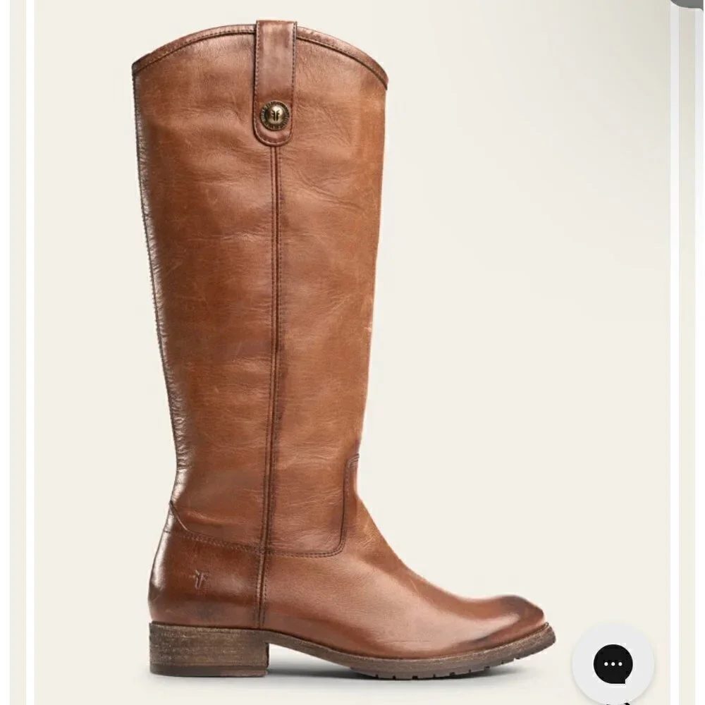 Frye Mellisa Buttons Lug Tall riding boots in brown, Size 6.5
